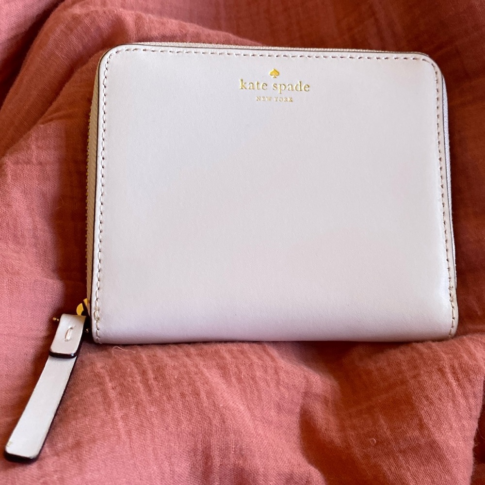 Kate Spade Darci, plum dawn, debuted on 10-05-2017, NWT not attached